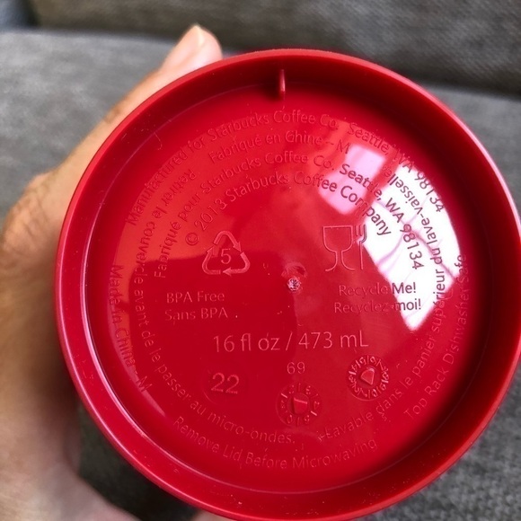 Starbucks Reusable Red Holiday Cup 16 oz Red 25 Years Christmas Holidays - Picture 6 of 10